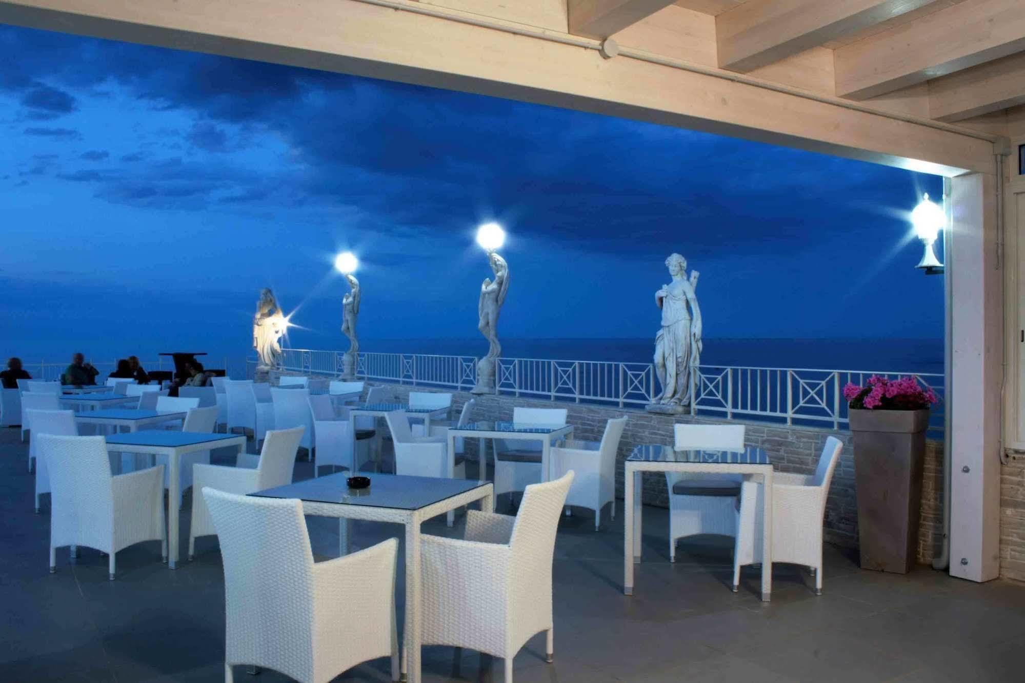 Gfh - Hotel Sole Resort & Spa マロッタ エクステリア 写真
